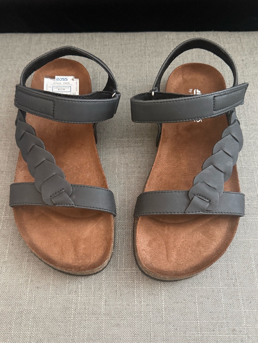 Cliffs by WHITE MOUNTAIN Black Braided Strap Sandals